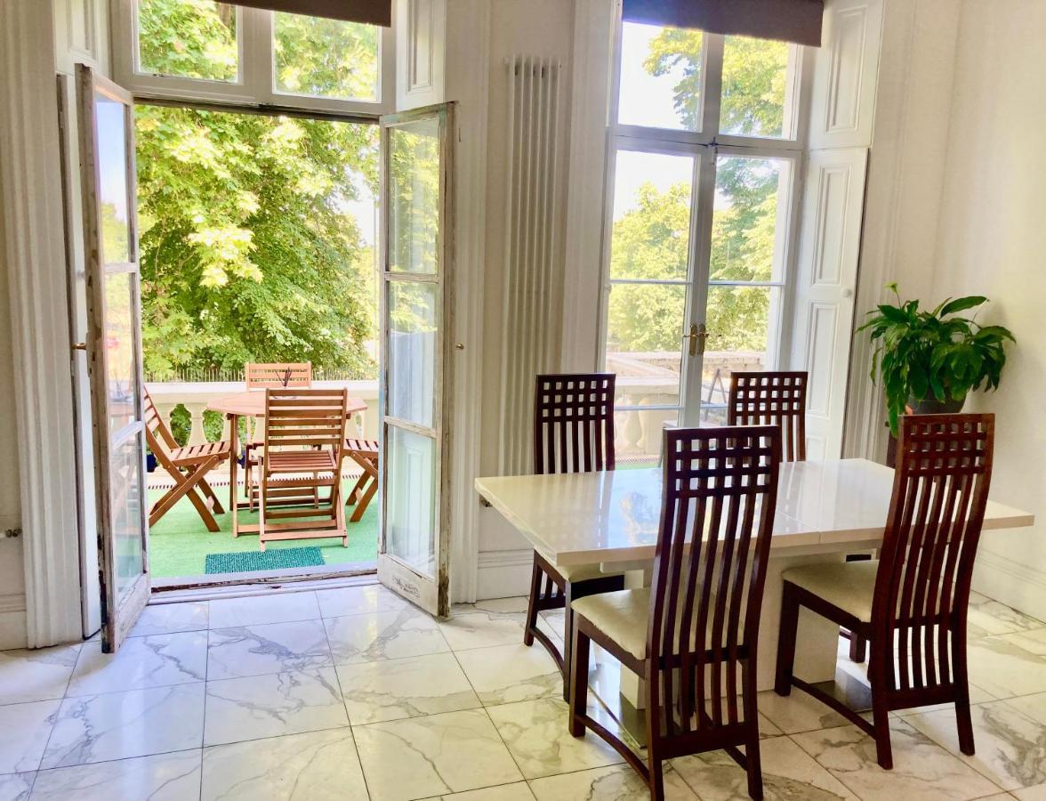 Large 2 Beds Flat Overlooking Clapham Common Park ロンドン エクステリア 写真