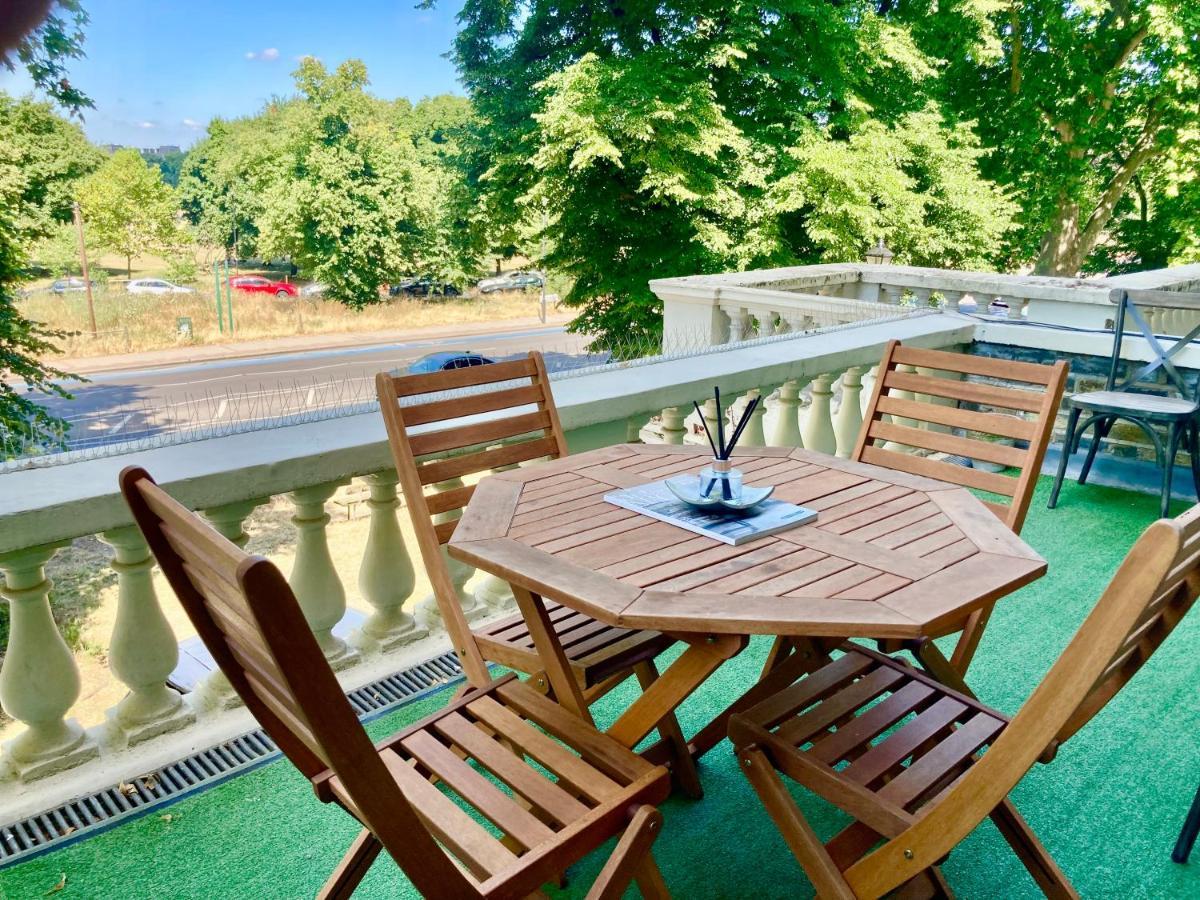 Large 2 Beds Flat Overlooking Clapham Common Park ロンドン エクステリア 写真