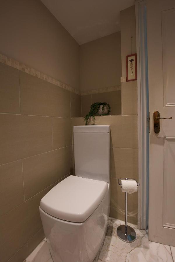 Large 2 Beds Flat Overlooking Clapham Common Park ロンドン エクステリア 写真